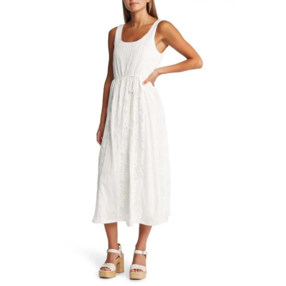 Adelyn Rae White Midi Dress